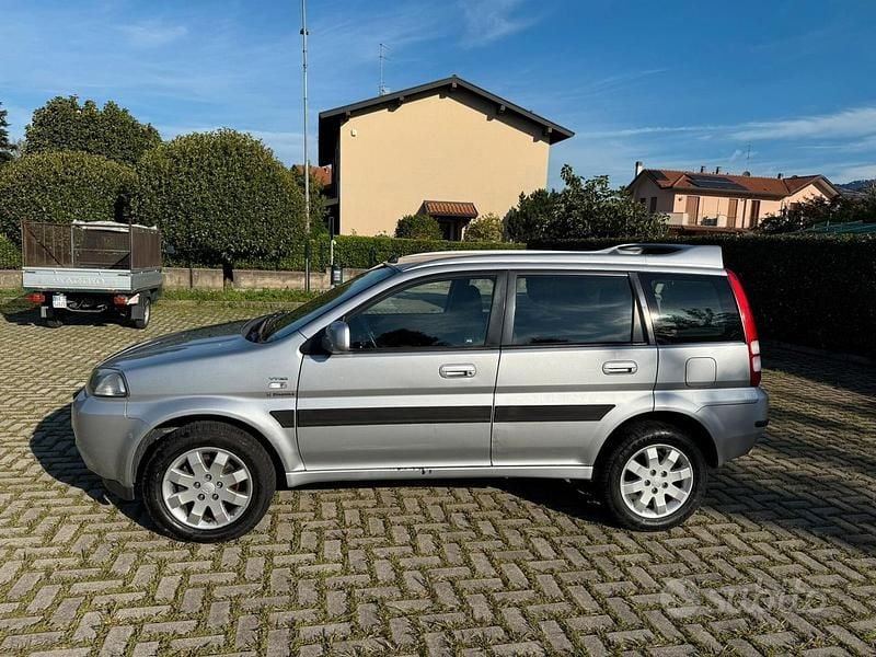 Usata Honda HR-V Sport 124 CV (91 kW) 2004 Grigio SUV