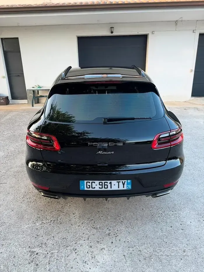Usata Porsche Macan 252 CV (185 kW) 2017 Nero SUV
