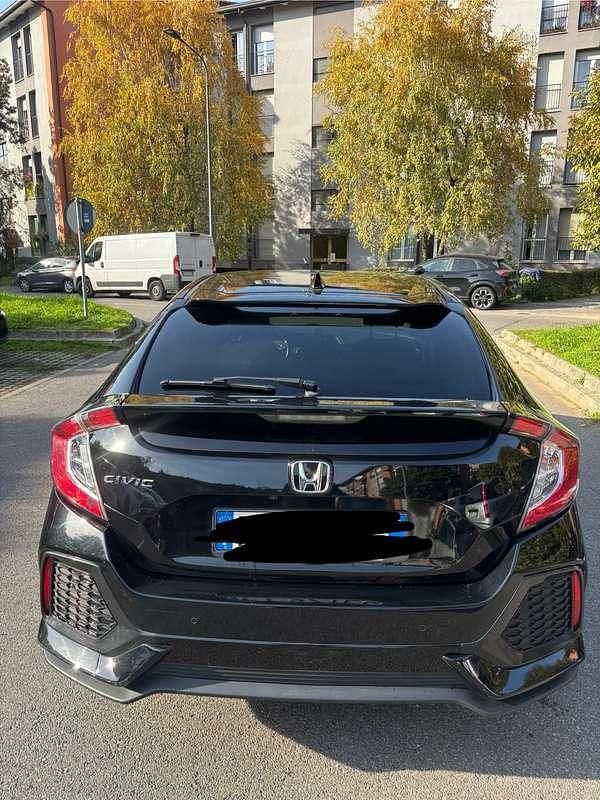 Usata Honda Civic Elegance 125 CV (91 kW) 2018 Nero Berlina