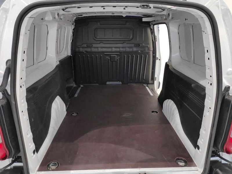 Gebraucht Opel Combo S 131 PS (96 kW) 2023 Weiß Van / Kleinbus
