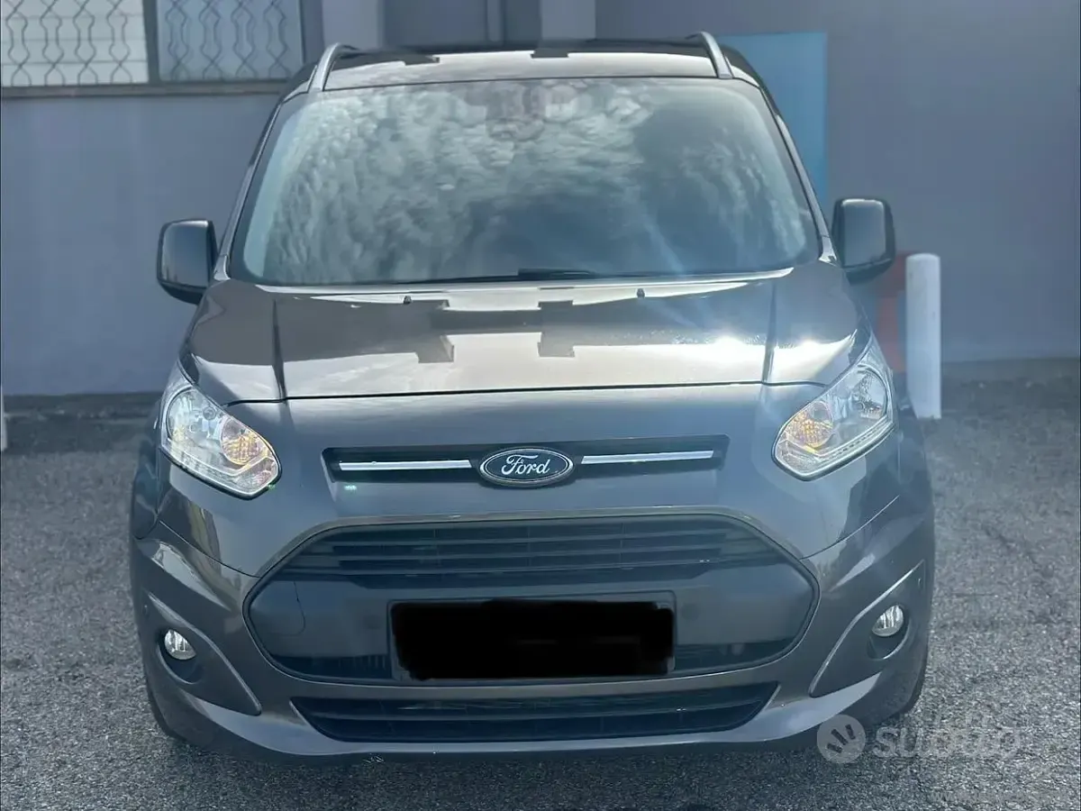 Usata Ford Tourneo Connect Titanium 120 CV (88 kW) 2018 Grigio Monovolume