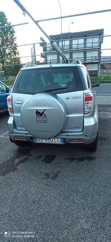 Usata Daihatsu Terios HIRO 105 CV (77 kW) 2009 Argento SUV