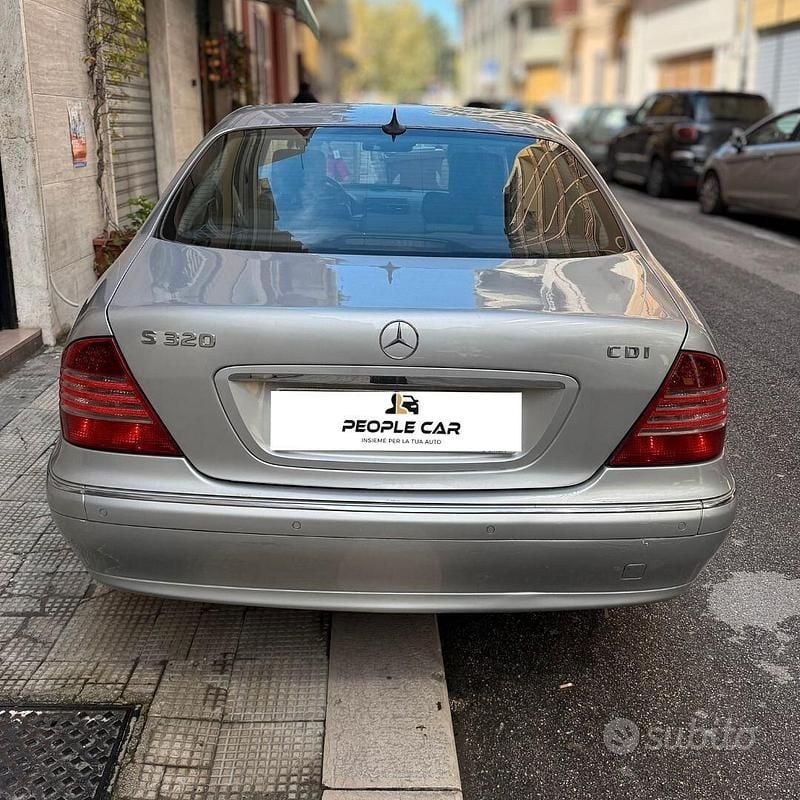 Usata Mercedes S320 203 CV (149 kW) 2003 Grigio Berlina