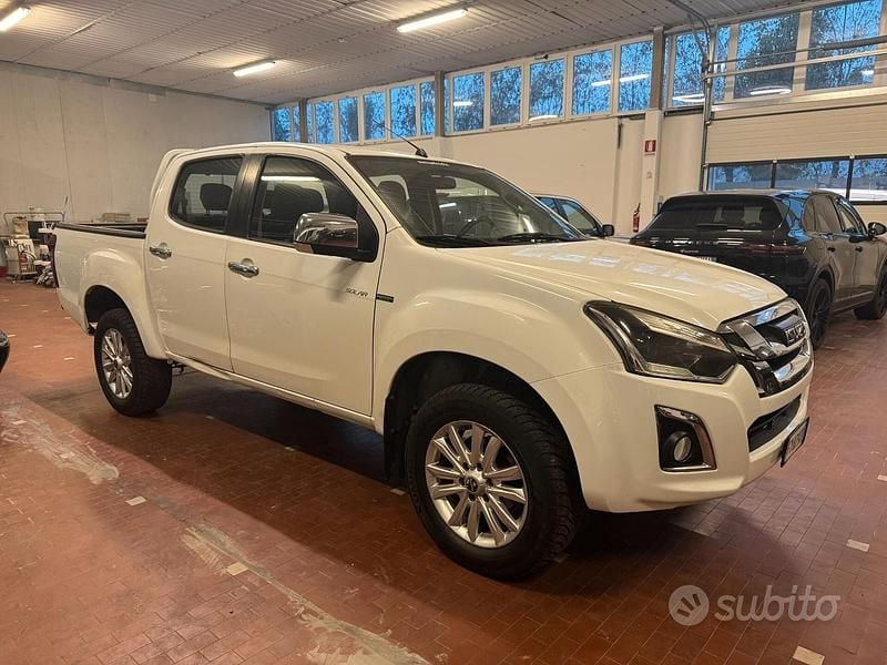 Bianco Usata 2020 Isuzu D-Max Cabrio | 23.500 € (Buon prezzo) - Immagine 1/4