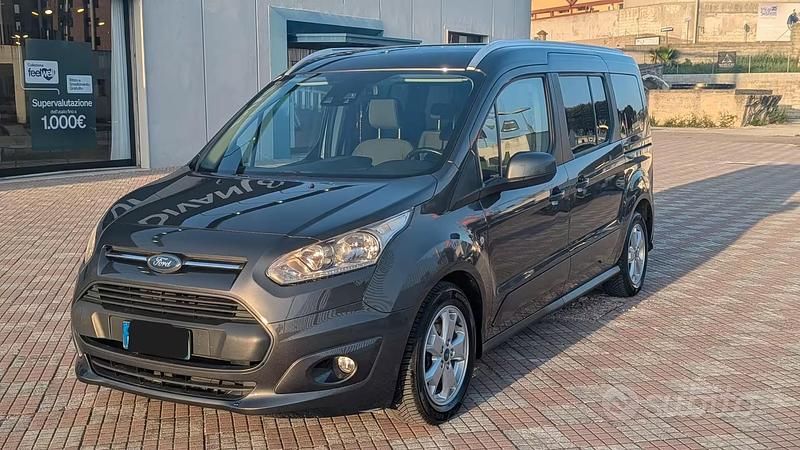 Usata Ford Tourneo Connect Titanium 119 CV (87 kW) 2016 Grigio Monovolume