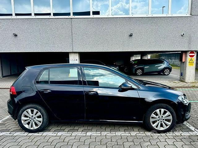 Usata VW Golf VII 110 CV (80 kW) 2014 Nero Berlina
