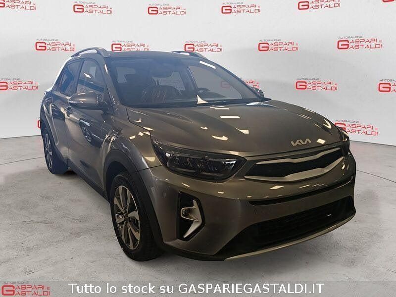 Nuova Kia Stonic Style 77 CV (56 kW) 2025 Grigio SUV