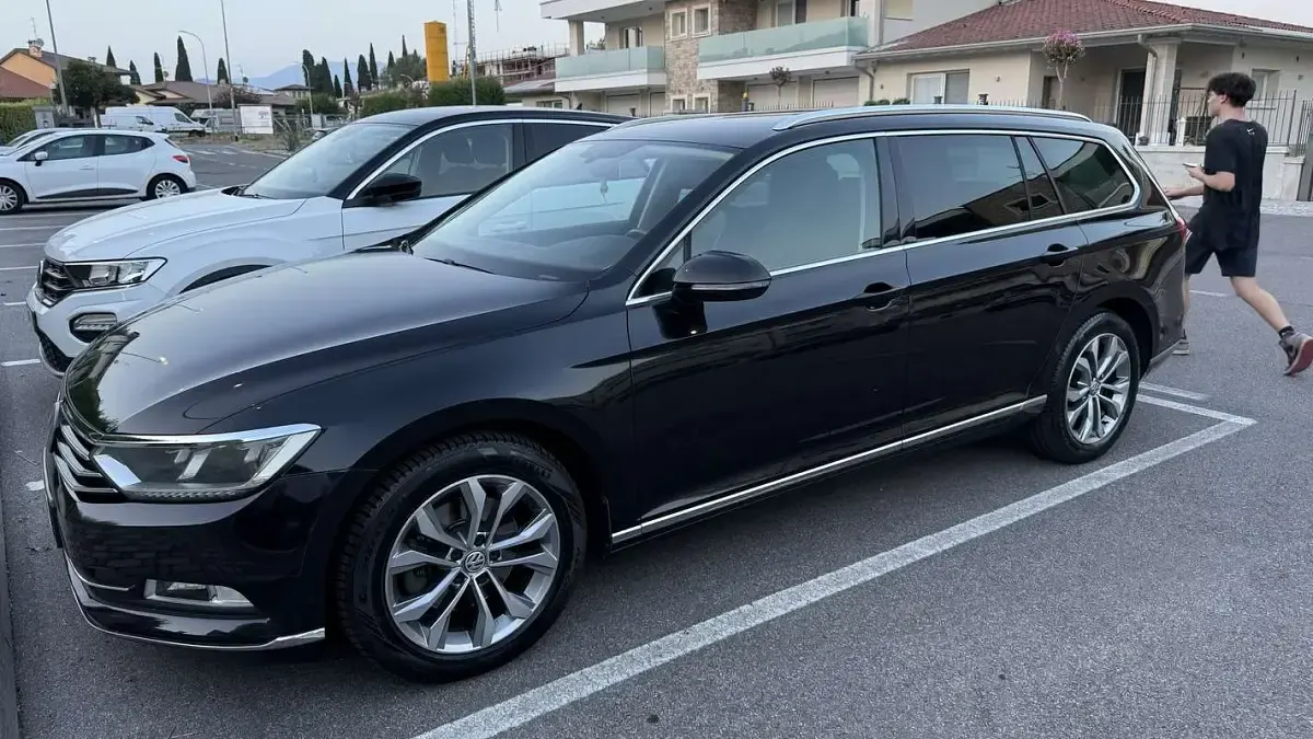 Usata VW Passat Highline 150 CV (110 kW) 2015 Nero Station wagon