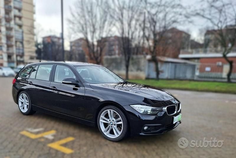 Usata BMW 325 Efficient Dynamics 224 CV (164 kW) 2016 Nero Station wagon