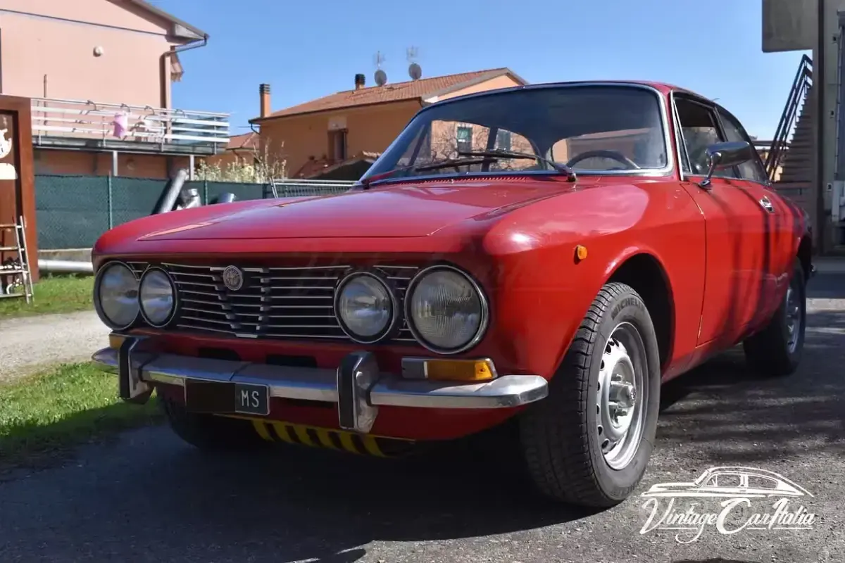 Usata Alfa Romeo 2000 Veloce 135 CV (99 kW) 1970 Rosso Coupé