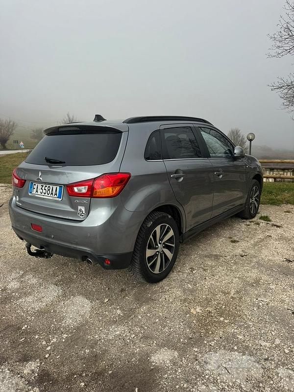 Usata Mitsubishi ASX Intense 116 CV (85 kW) 2015 Grigio SUV