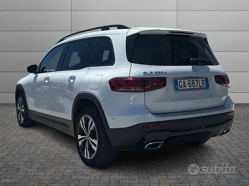 Usata Mercedes GLB200 150 CV (110 kW) 2020 Bianco SUV