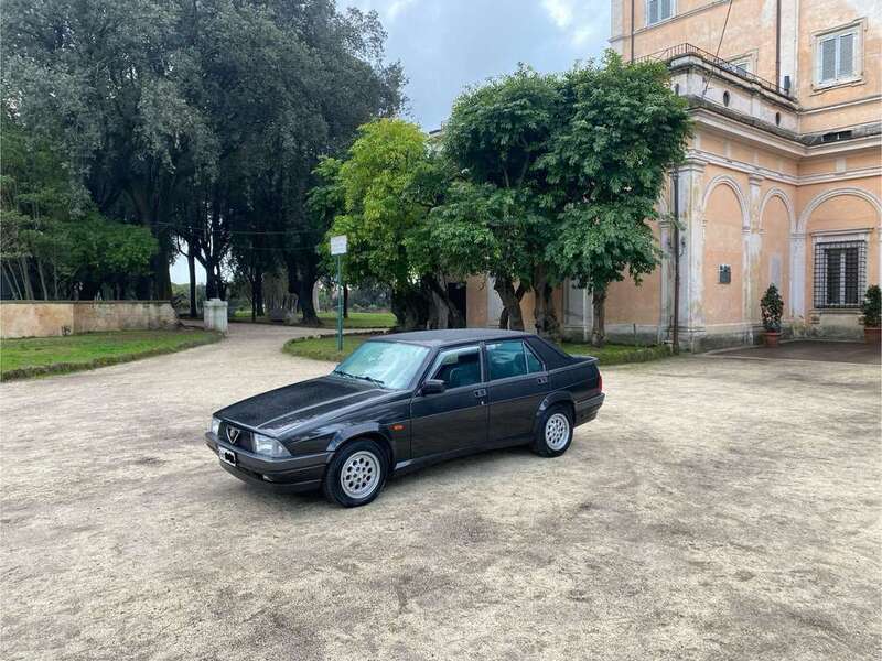 Usato 1991 Alfa Romeo 75 2.0 Benzin 148 CV (25.000 €)