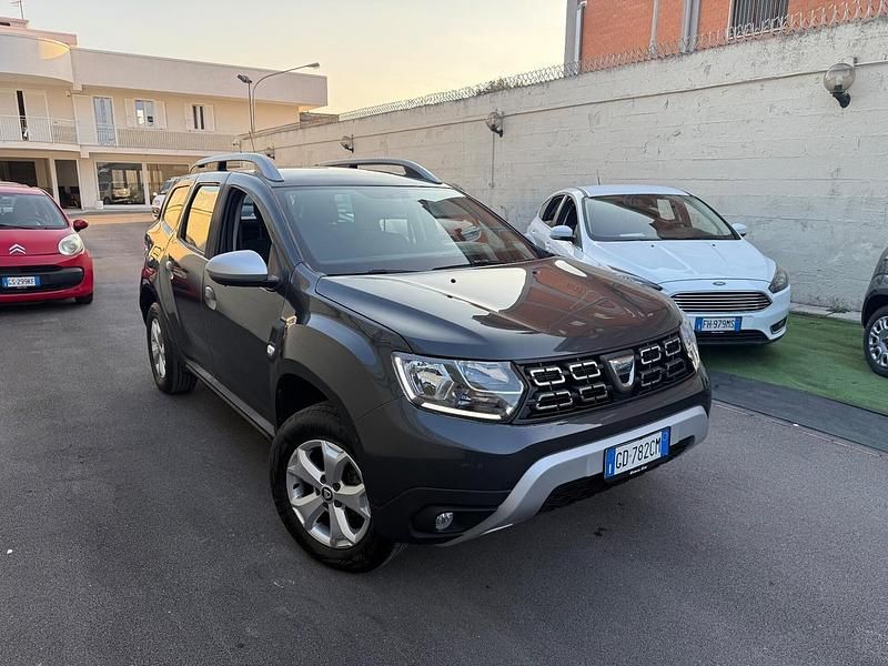 Grigio Usata 2020 Dacia Duster Monovolume | 10.700 € (Super prezzo) - Immagine 1/4