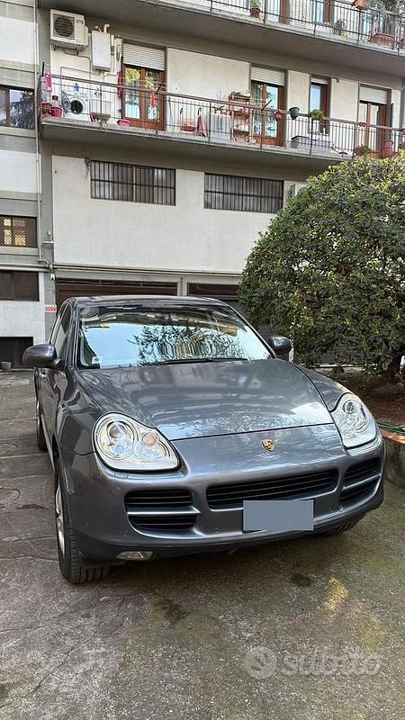 Usata Porsche Cayenne S 340 CV (250 kW) 2003 Grigio SUV