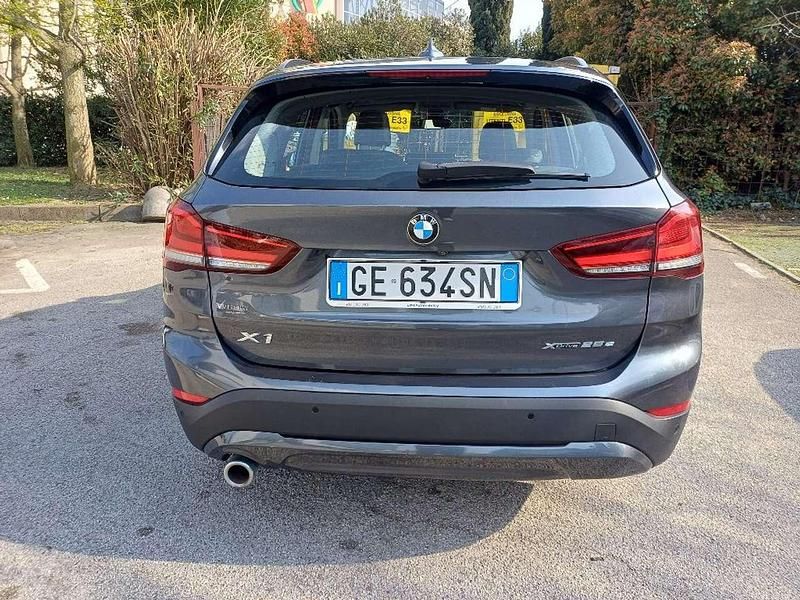 Usata BMW X1 Advantage 220 CV (161 kW) 2021 Grigio SUV