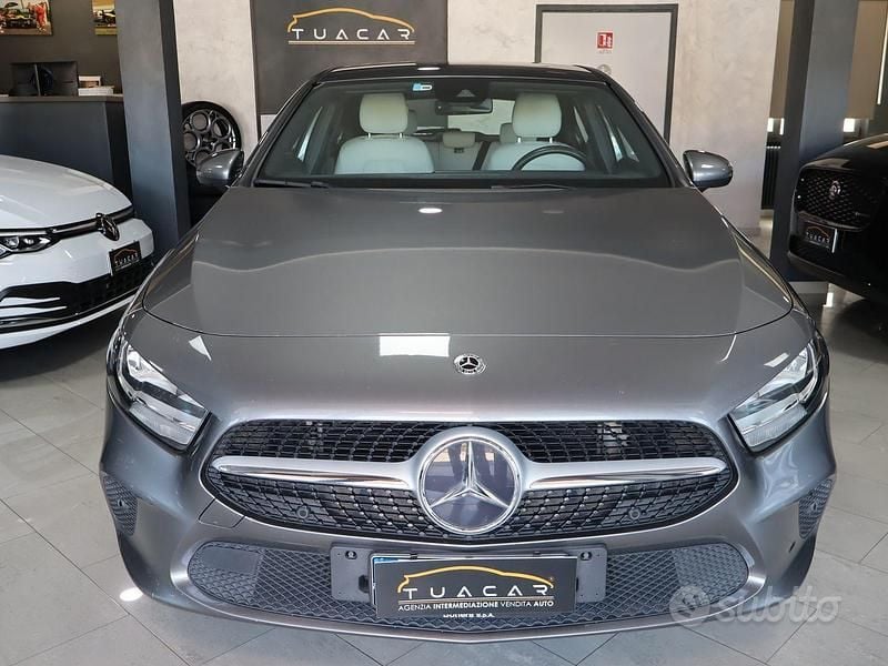 Usata Mercedes A180 Business 136 CV (100 kW) 2020 Grigio Berlina