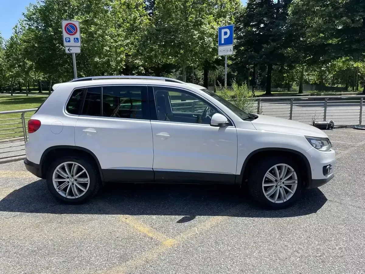 Usata VW Tiguan 140 CV (102 kW) 2012 Bianco SUV
