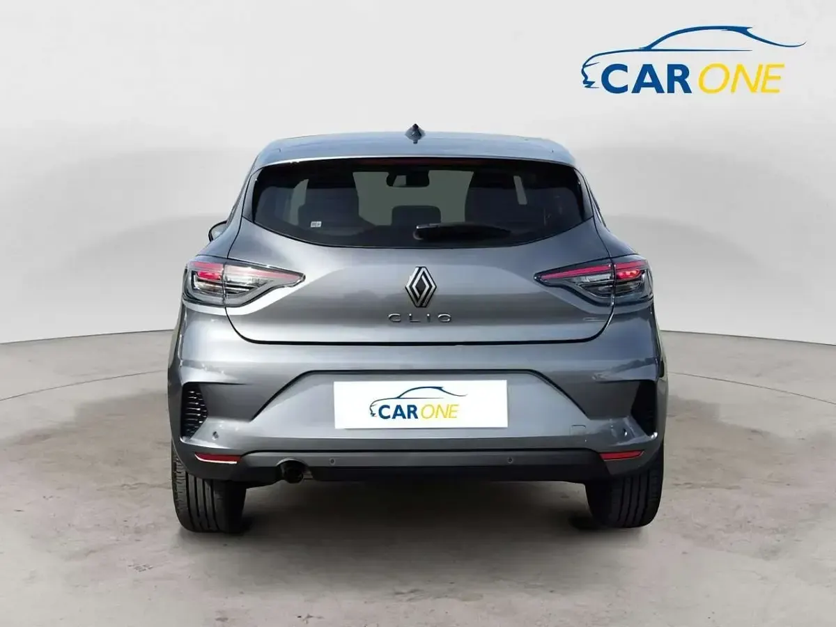 Ny Renault Clio V Evolution 67 HK (49 kW) 2025 Grå Sedan