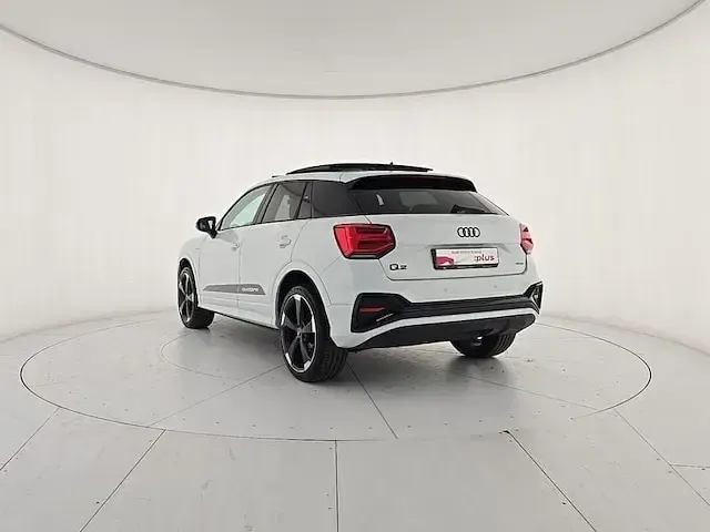 Usata Audi Q2 Ambiente 150 CV (110 kW) 2023 Bianco SUV