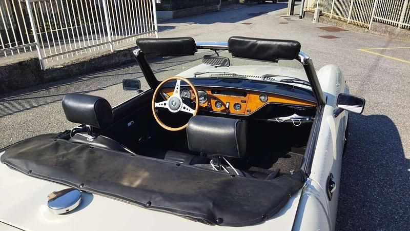 Usata Triumph Spitfire 69 CV (50 kW) 1979 Bianco Cabrio
