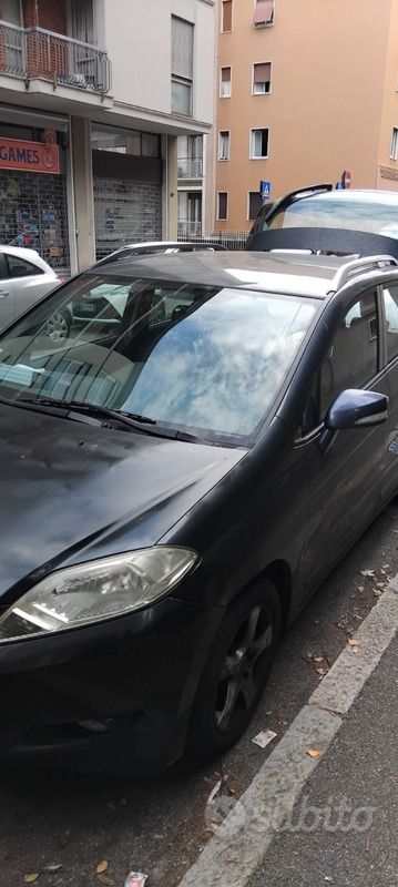 Usata Honda FR-V 125 CV (91 kW) 2006 Nero Monovolume