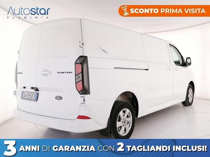 Begagnad Ford Transit Custom Titanium 170 HK (125 kW) 2024 Vit Van