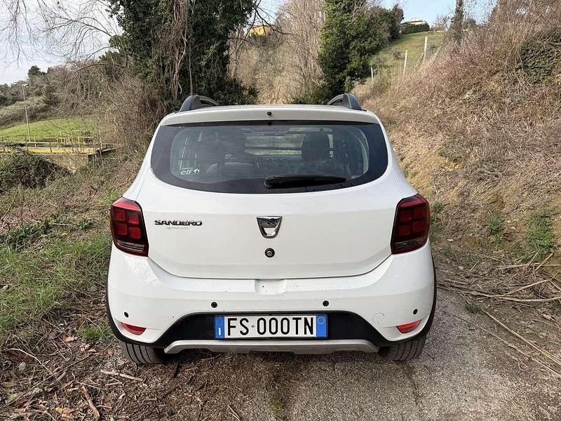 Usata Dacia Sandero Stepway 90 CV (66 kW) 2018 Berlina