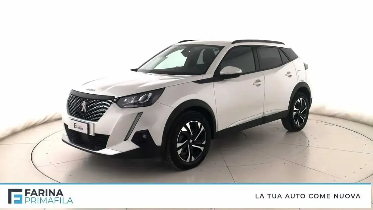 Usata Peugeot 2008 Allure 110 CV (80 kW) 2021 SUV