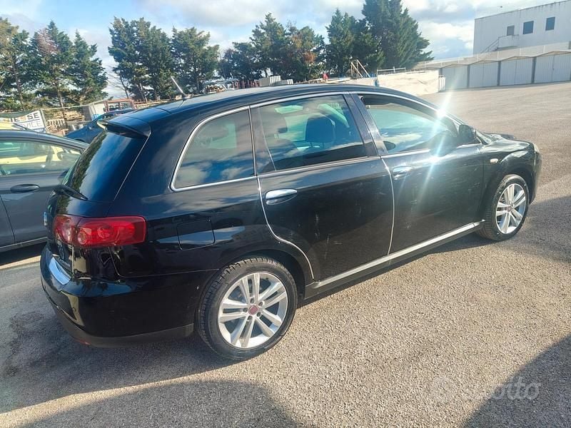 Usata Fiat Croma Emotion 150 CV (110 kW) 2009 Nero Station wagon