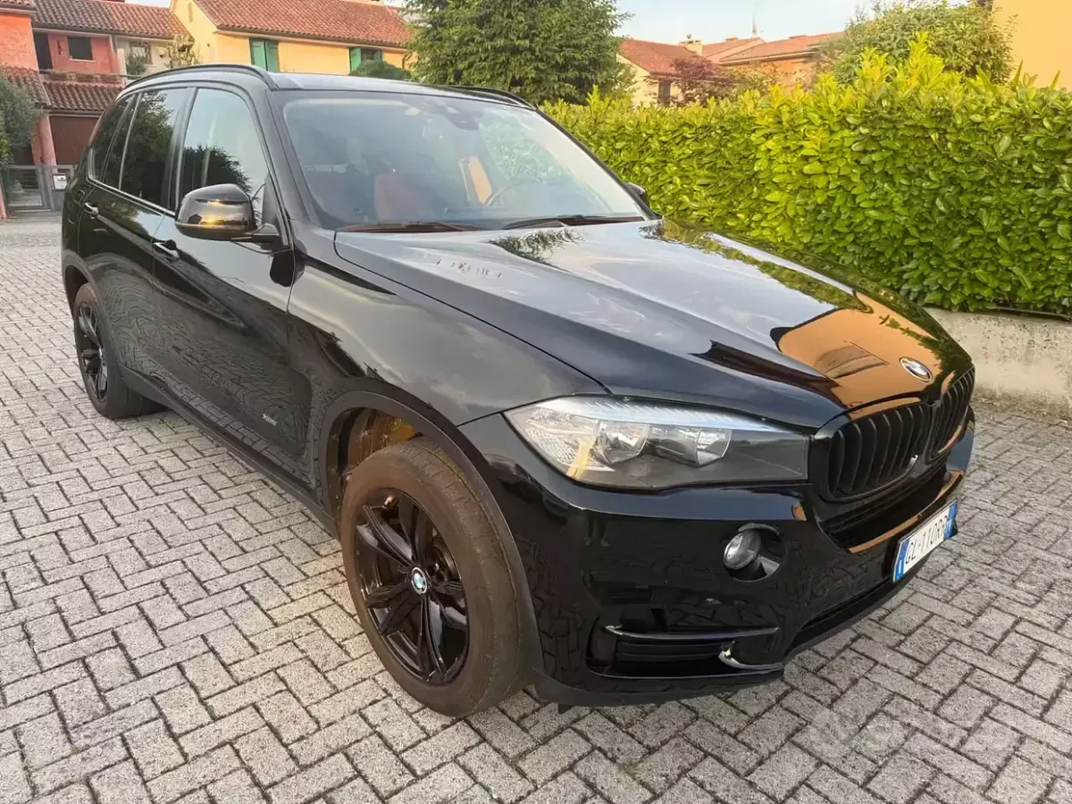 Usata BMW X5 Luxury Line 231 CV (169 kW) 2017 Nero SUV