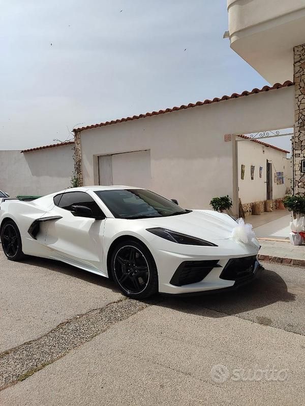 Usata Corvette Stingray 481 CV (353 kW) 2023 Bianco Monovolume