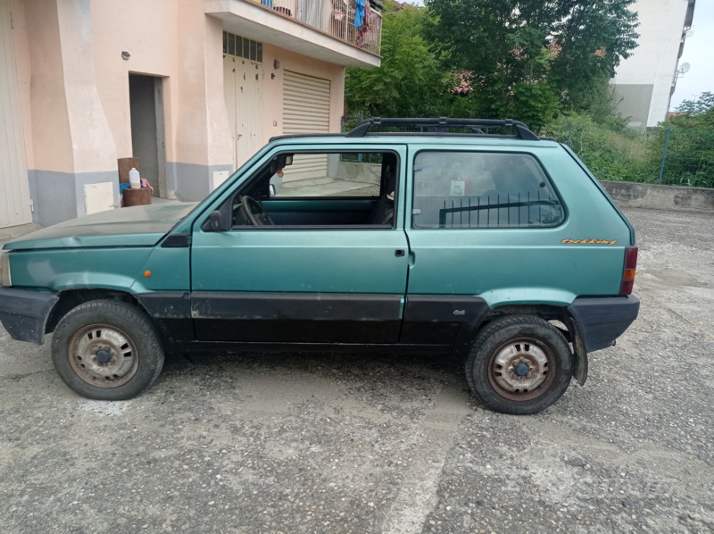Usato 1999 Fiat Panda 4x4 Benzin (3.300 €)