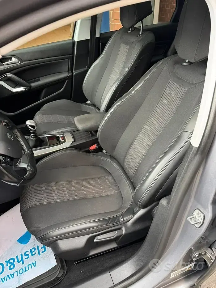 Usata Peugeot 308 SW Allure Sky 120 CV (88 kW) 2018 Grigio Station wagon