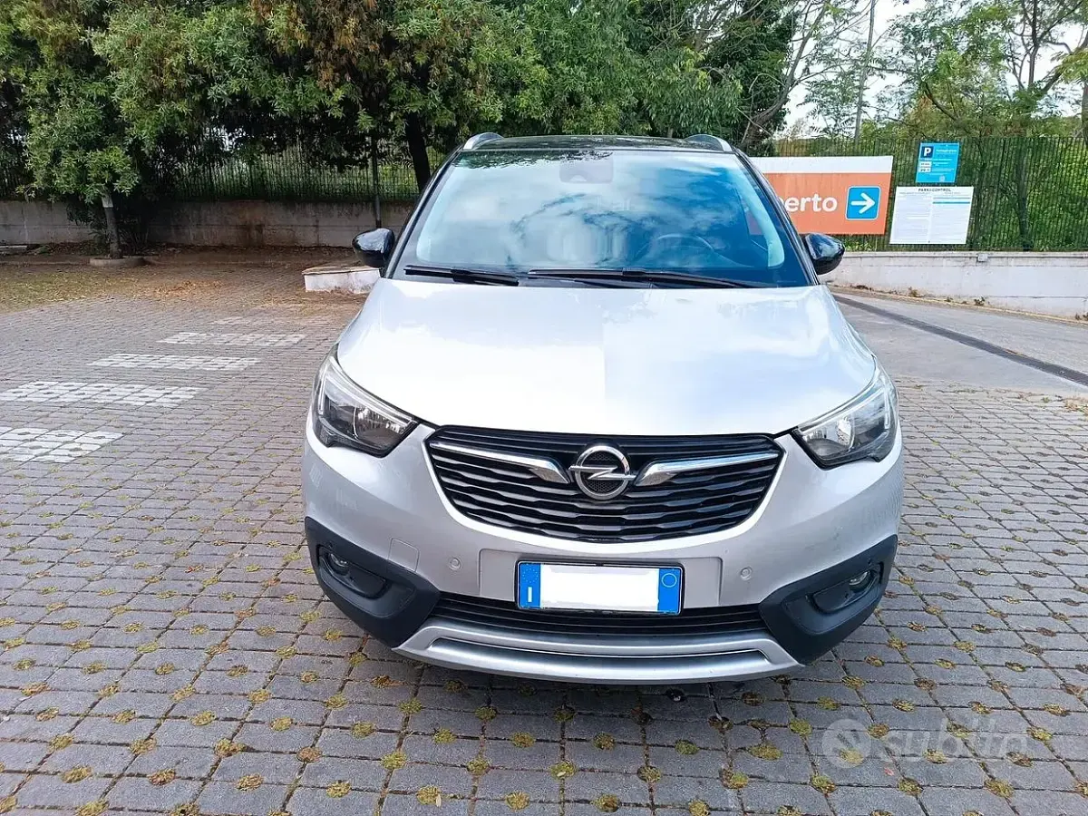 Usata Opel Crossland X Innovation 110 CV (80 kW) 2018 Grigio SUV