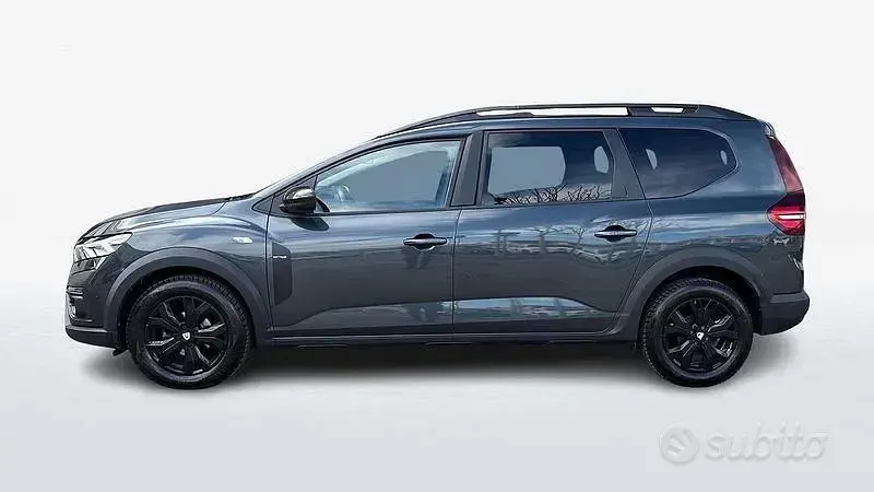 Usata Dacia Jogger Extreme 101 CV (74 kW) 2022 Grigio scuro Monovolume