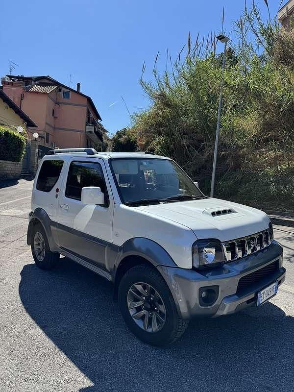 Second-hand Suzuki Jimny 86 CP (63 kW) 2015 SUV