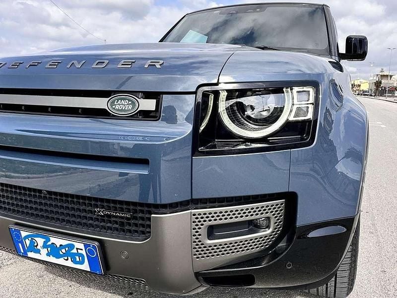 Usata Land Rover Defender HSE Dynamic 249 CV (183 kW) 2023 Blu/azzurro SUV
