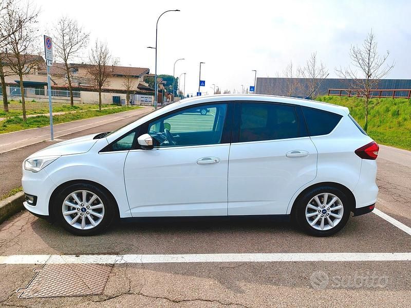 Usata Ford C-MAX Titanium S 125 CV (91 kW) 2017 Bianco Monovolume