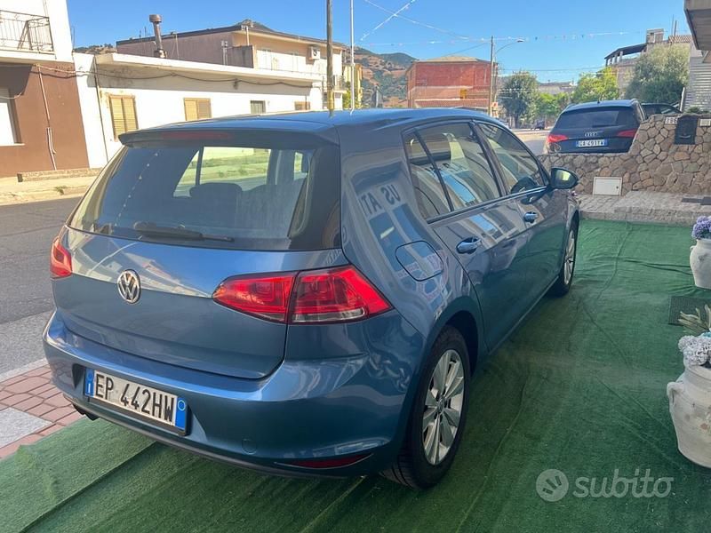 Usata VW Golf VII Comfortline 122 CV (89 kW) 2013 Blu Berlina
