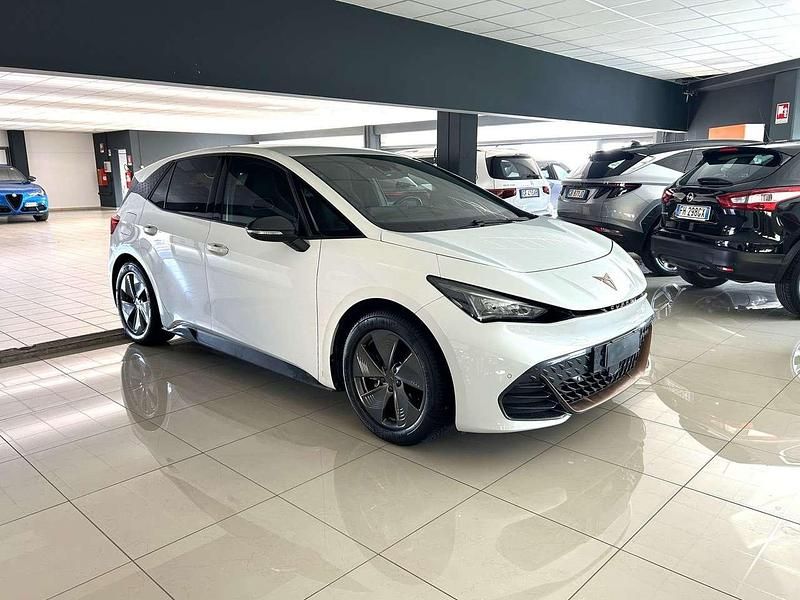 Usata Cupra Born 69 kW (95 CV) 2022 Bianco Utilitaria
