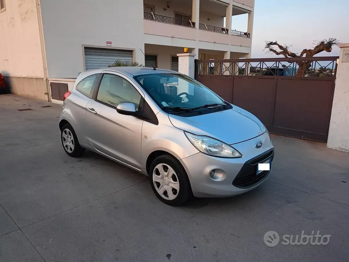 Usata Ford Ka 75 CV (55 kW) 2010 Grigio Utilitaria