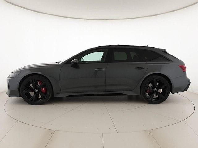 Usata Audi RS6 Ambiente 600 CV (441 kW) 2023 Grigio daytona perla Station wagon