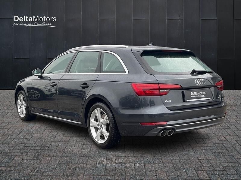 Usata Audi A4 Sport 150 CV (110 kW) 2017 Gray Station wagon