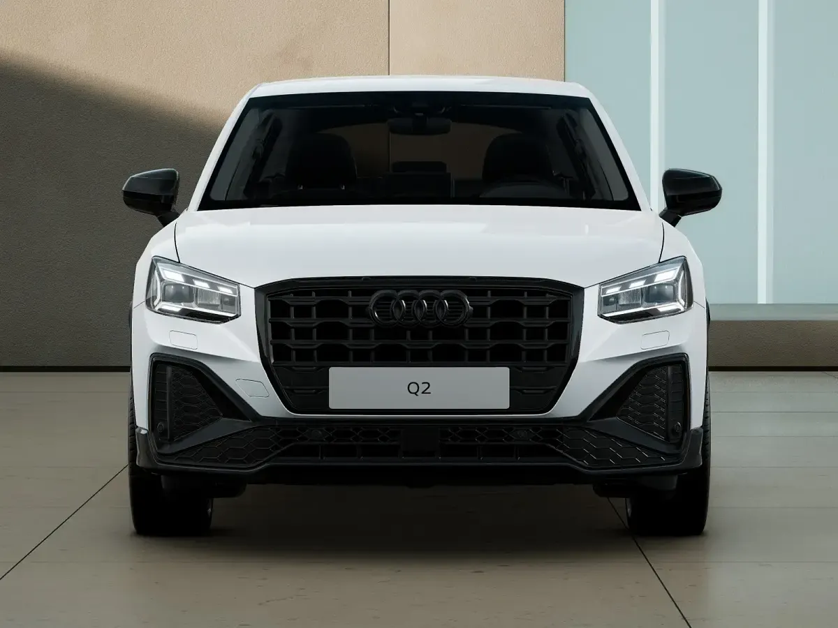 Nuova Audi Q2 Comfort 2026 Bianco ghiacciaio metallizzato SUV