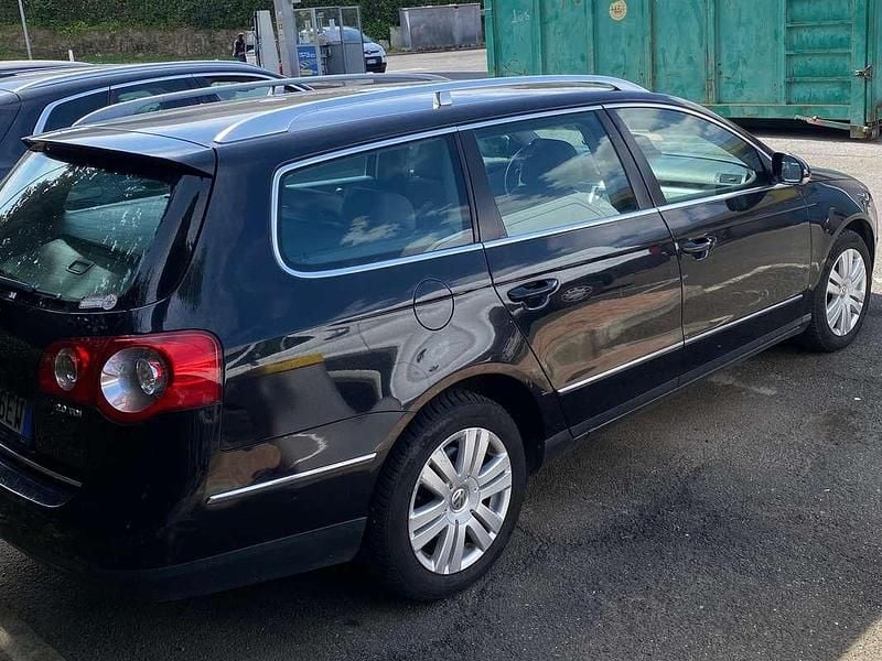 Usata VW Passat Highline 170 CV (125 kW) 2009 Nero Station wagon