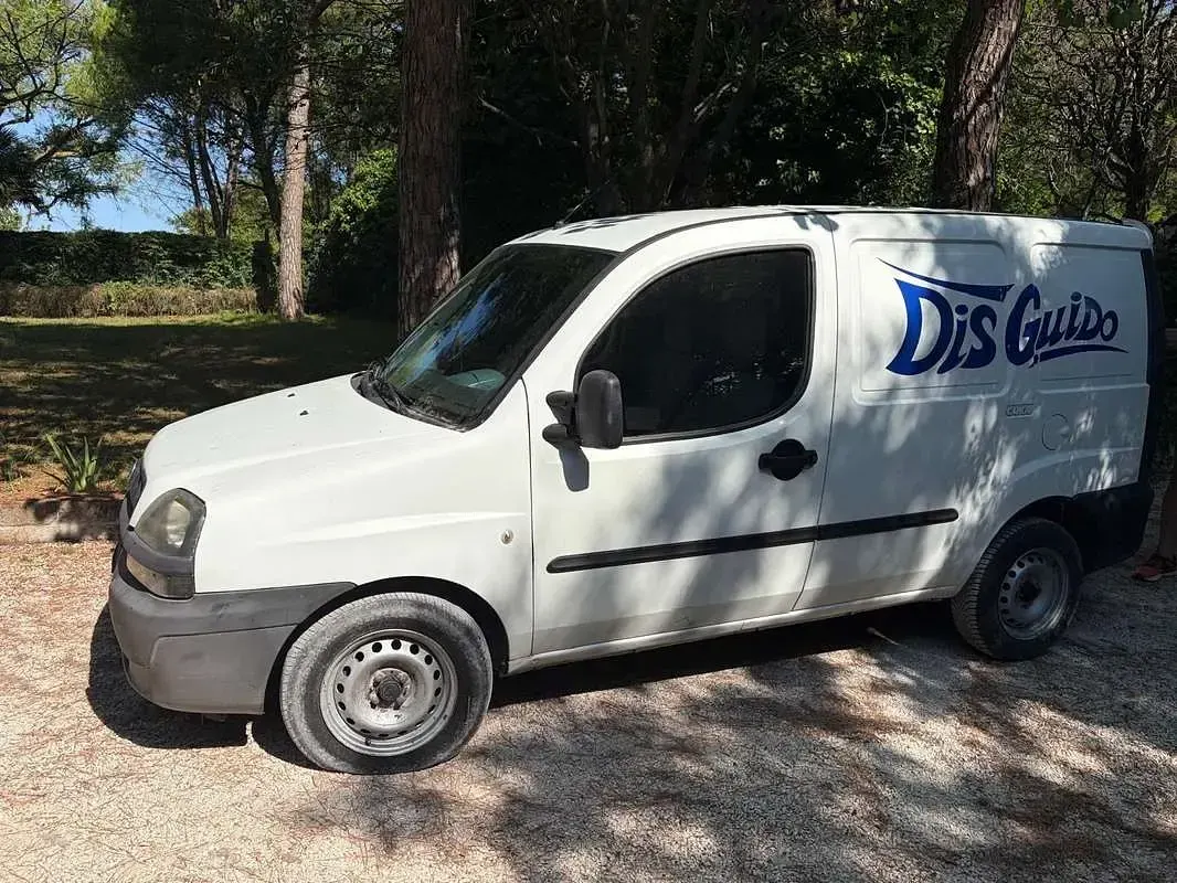 Usata Fiat Doblò Active 105 CV (77 kW) 2005 Bianco Monovolume