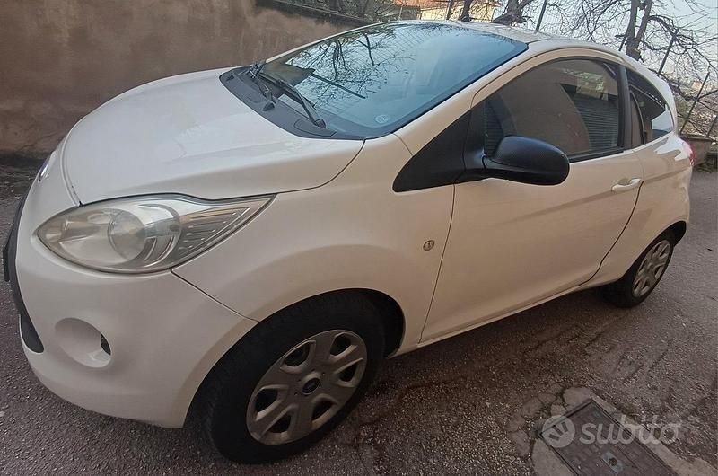 Usata Ford Ka 69 CV (50 kW) 2009 Bianco Utilitaria