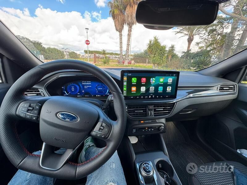 Usata Ford Focus ST-Line X 115 CV (84 kW) 2023 Nero Utilitaria
