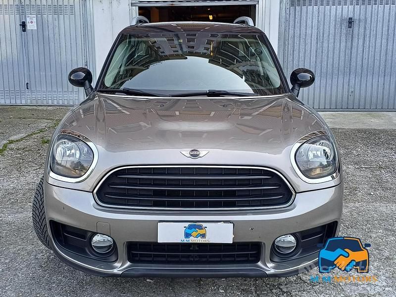 Usata Mini Cooper D Countryman Business 150 CV (110 kW) 2018 Grigio SUV